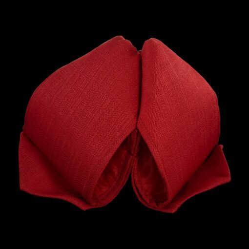 Alternative view of Plain "De Gallo" Moño