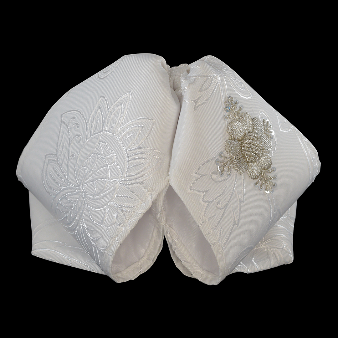 Alternative view of Single detail "De Gallo" Moño